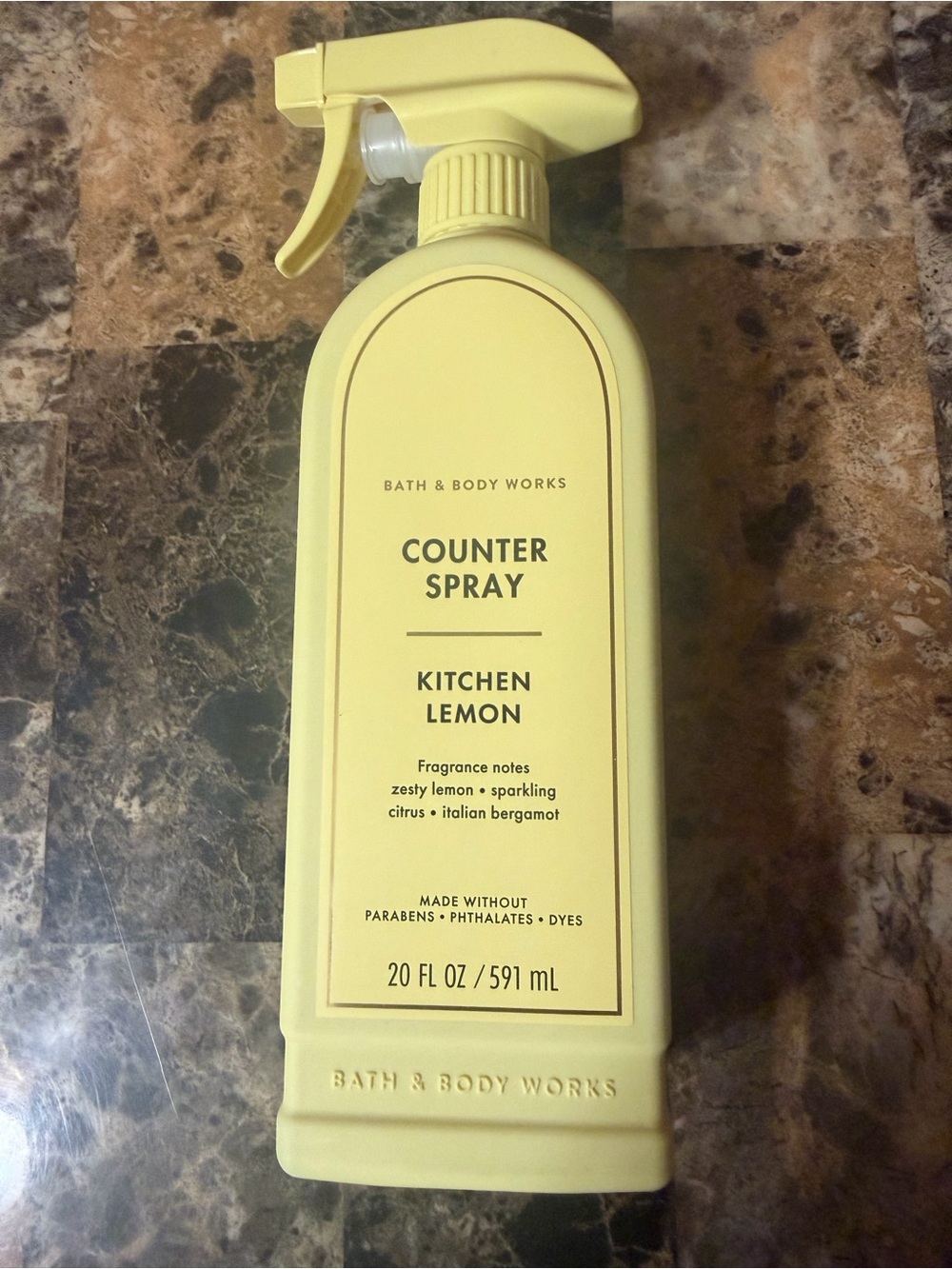 Bath & Body Works Counter Spray Kitchen Lemon